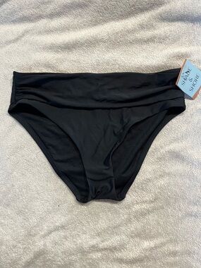 Shade & Shore Women Black Mid Rise Bikini Bottoms Medium 8-10 NWT Shirred Waist